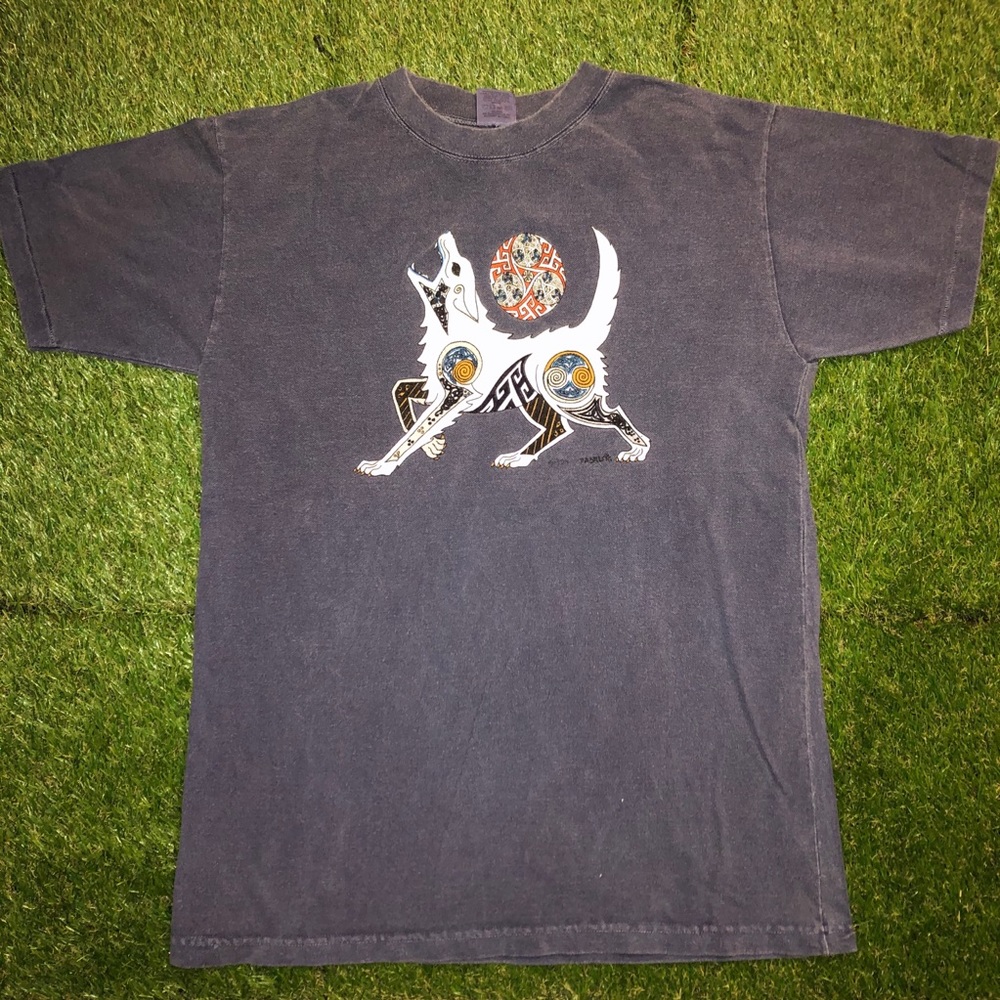 Vintage 90’s Wolf Graphic Shirt L